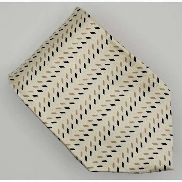 Geometric Tie John Henry Necktie Cream Silk 4" Wide 59" Long VTG - Picture 2 of 5